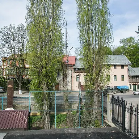 Arizona Hostel Oezjhorod