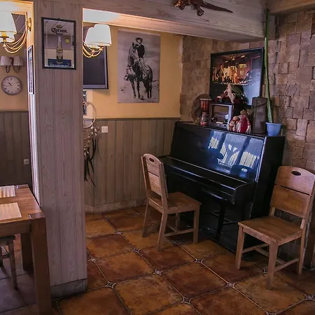 Hostel Arizona Oezjhorod