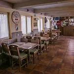 Arizona Hostal *
